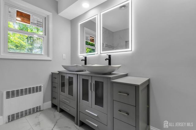285 Highland Drive, Milltown, NJ 08850