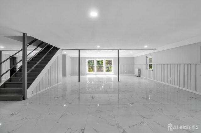 285 Highland Drive, Milltown, NJ 08850