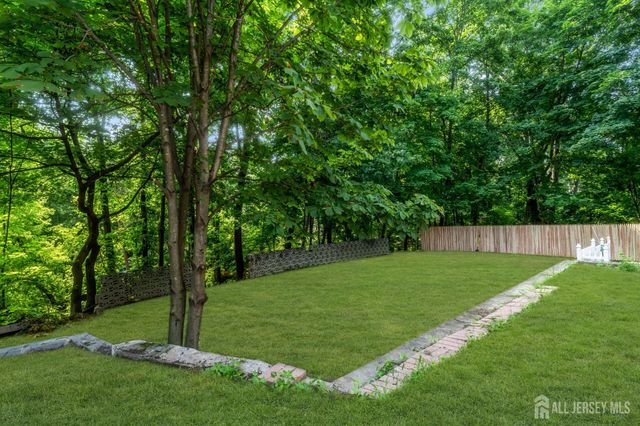 285 Highland Drive, Milltown, NJ 08850