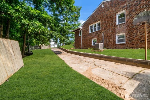285 Highland Drive, Milltown, NJ 08850