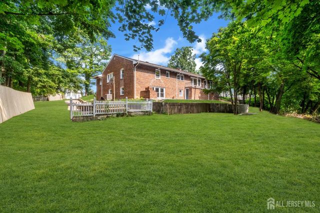 285 Highland Drive, Milltown, NJ 08850