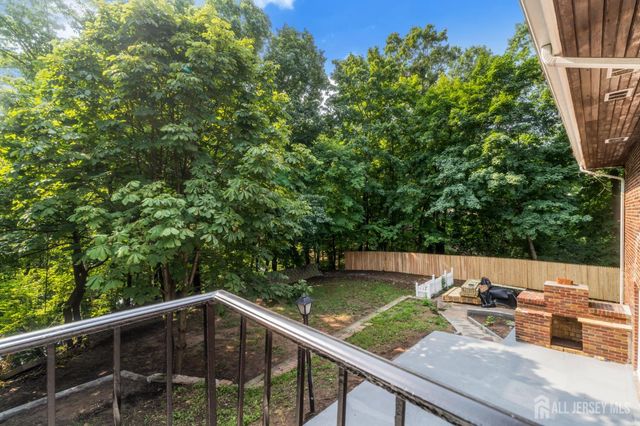 285 Highland Drive, Milltown, NJ 08850
