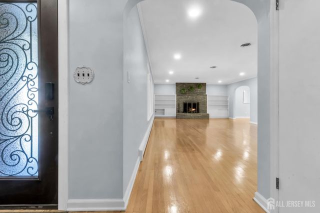 285 Highland Drive, Milltown, NJ 08850