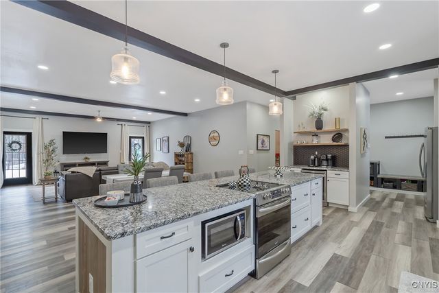 253 Pendergast Road, Granby, NY 13135