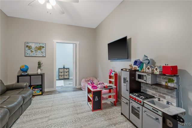 253 Pendergast Road, Granby, NY 13135