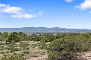30 Mustang Mesa, Santa Fe, NM 87506