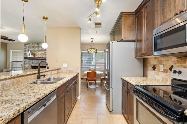 16503 Burr Hill, San Antonio, TX 78247