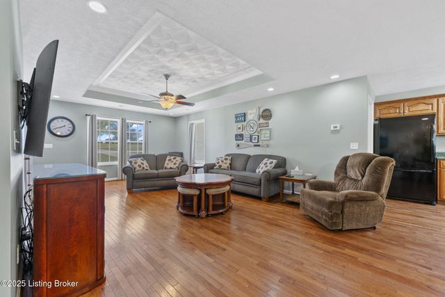 434 Jeanies Way, Cub Run, KY 42729