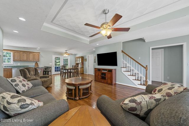 434 Jeanies Way, Cub Run, KY 42729