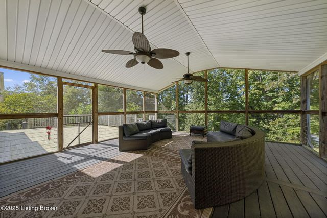 434 Jeanies Way, Cub Run, KY 42729