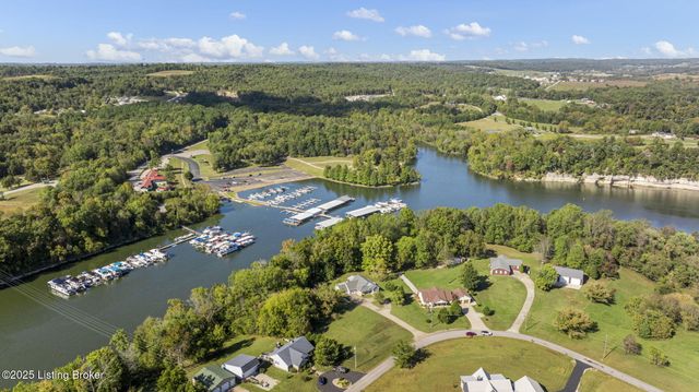 434 Jeanies Way, Cub Run, KY 42729