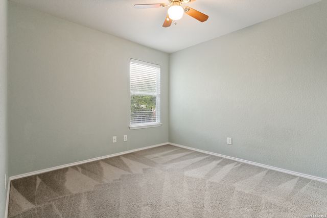 404 CIRCLE STAR RD, Schertz, TX 78154