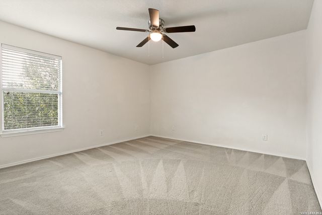 404 CIRCLE STAR RD, Schertz, TX 78154