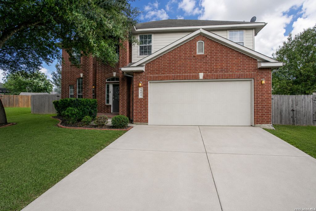 404 CIRCLE STAR RD, Schertz, TX 78154