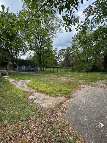 1323 S Hairston Road S, Stone Mountain, GA 30088