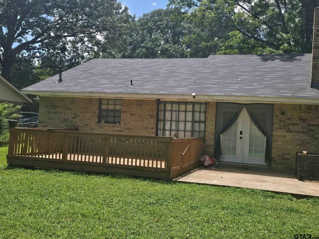 110 Hillcreek Drive, Whitehouse, TX 75791