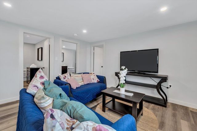 321 Shore Road UNIT 15s, Truro, MA 02666