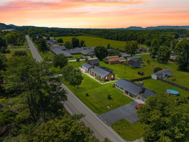 1178 E College Avenue, Stanton, KY 40380