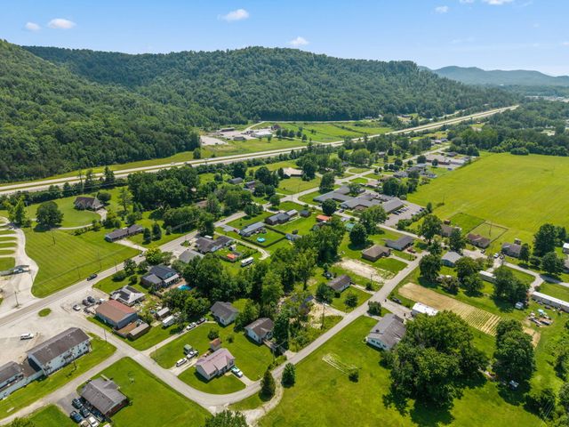 1178 E College Avenue, Stanton, KY 40380