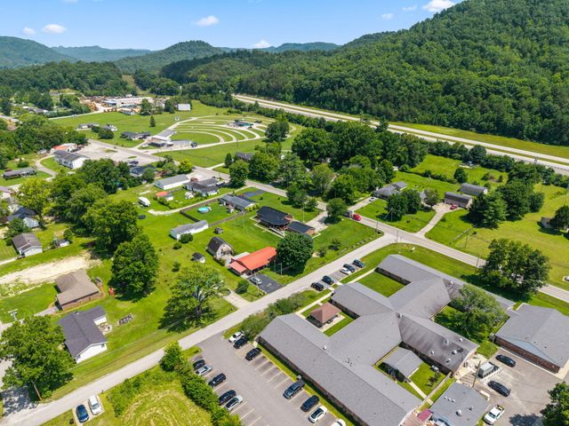 1178 E College Avenue, Stanton, KY 40380