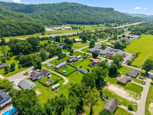 1178 E College Avenue, Stanton, KY 40380
