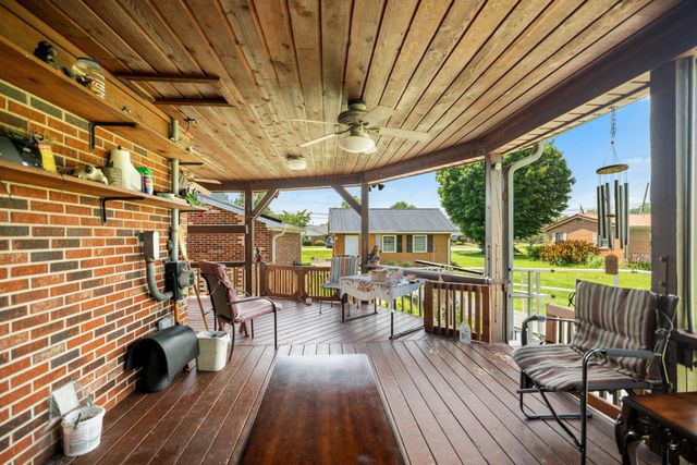 1178 E College Avenue, Stanton, KY 40380