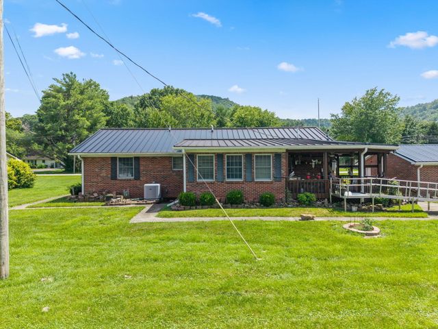 1178 E College Avenue, Stanton, KY 40380