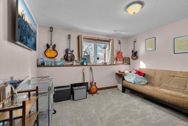 463 Prairie Road, New Richmond, WI 54017