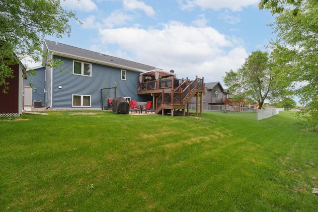 463 Prairie Road, New Richmond, WI 54017