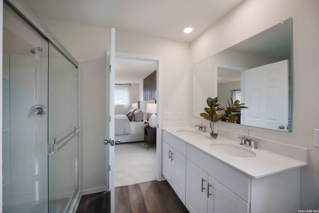 475 White Heron Way, Marion, TX 78124