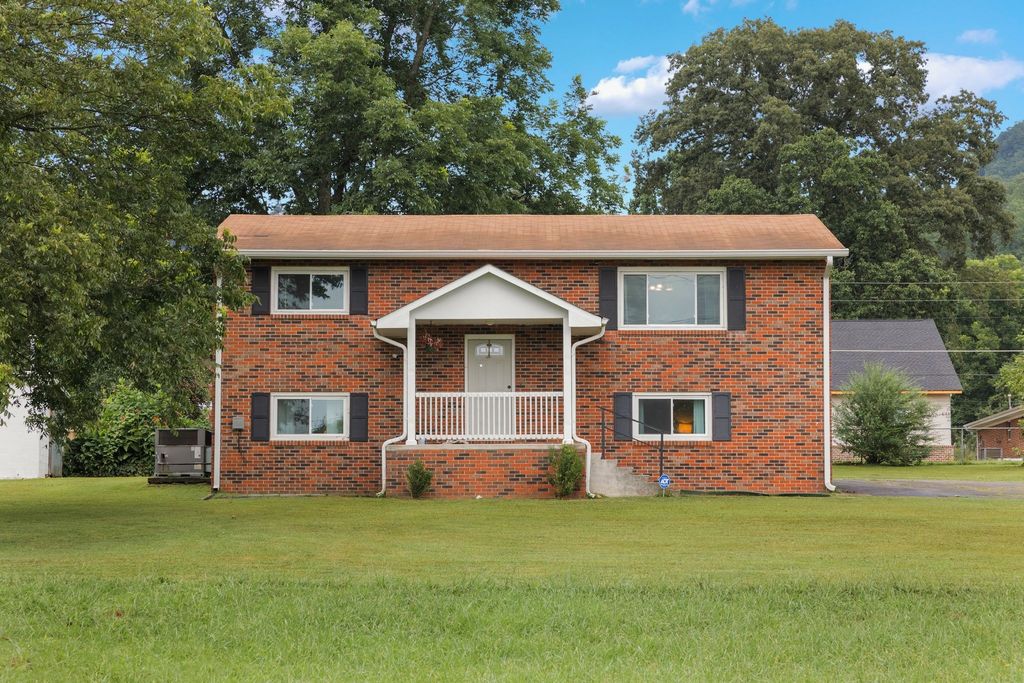 1125 Main St, Jasper, TN 37347