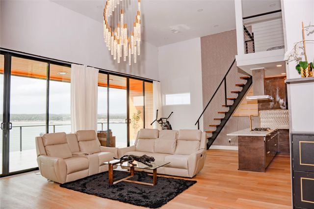1800 Buffalo Gap RD, Austin, TX 78734