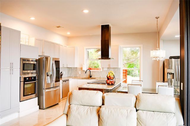 1800 Buffalo Gap RD, Austin, TX 78734