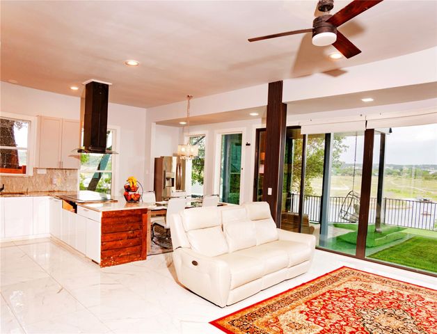 1800 Buffalo Gap RD, Austin, TX 78734