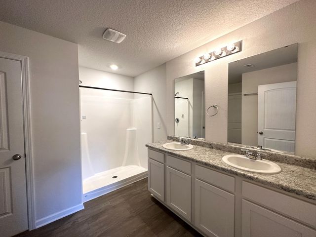 3481 Sparco Drive, Crestview, FL 32539