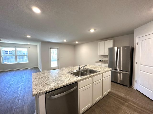 3481 Sparco Drive, Crestview, FL 32539