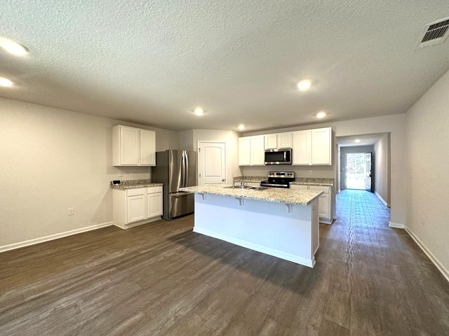 3481 Sparco Drive, Crestview, FL 32539