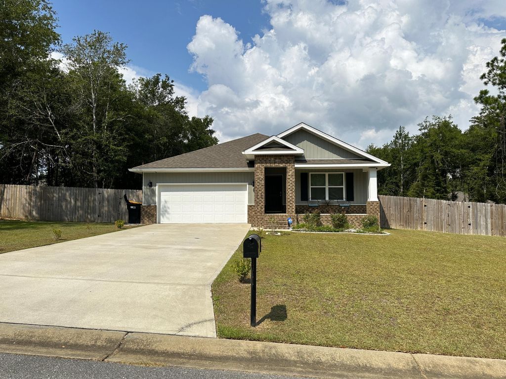 3481 Sparco Drive, Crestview, FL 32539