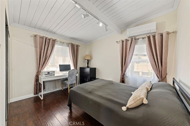 5721 N Rockvale Ave, Azusa, CA 91702