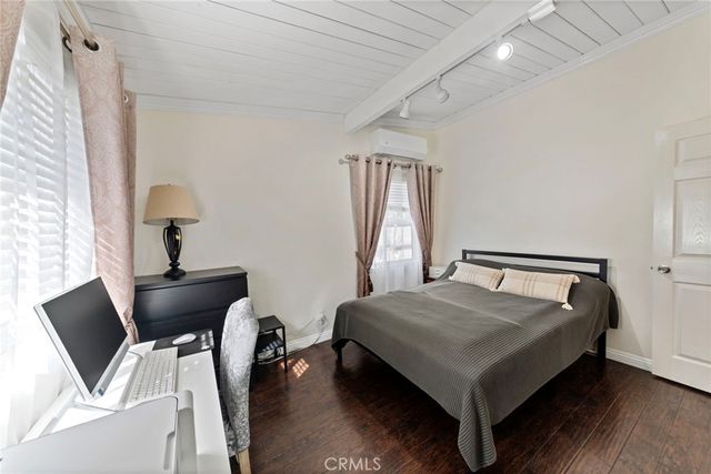5721 N Rockvale Ave, Azusa, CA 91702