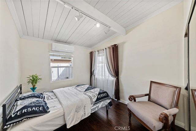 5721 N Rockvale Ave, Azusa, CA 91702