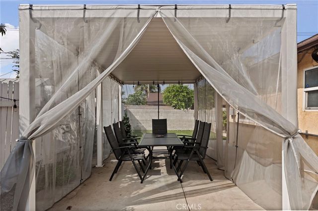 5721 N Rockvale Ave, Azusa, CA 91702