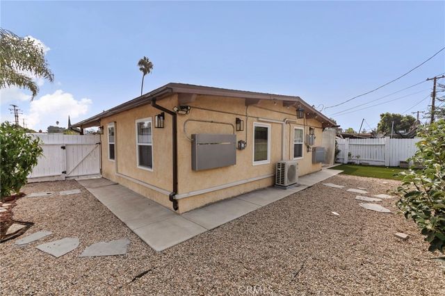 5721 N Rockvale Ave, Azusa, CA 91702