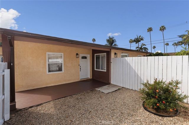5721 N Rockvale Ave, Azusa, CA 91702