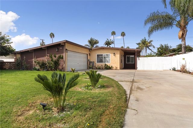 5721 N Rockvale Ave, Azusa, CA 91702