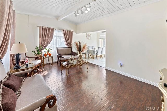 5721 N Rockvale Ave, Azusa, CA 91702