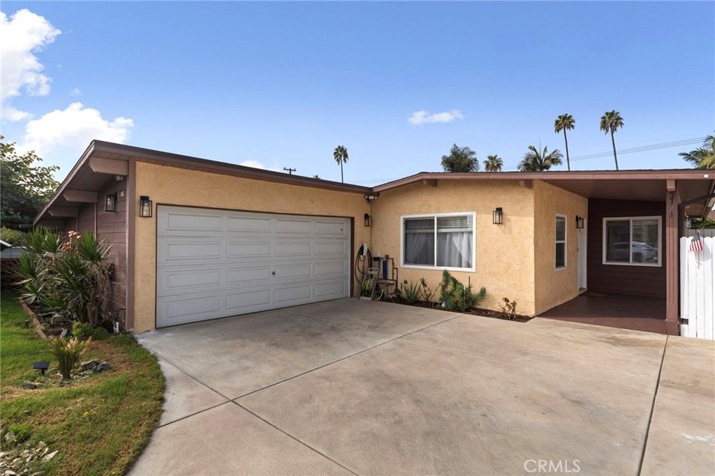 5721 N Rockvale Ave, Azusa, CA 91702
