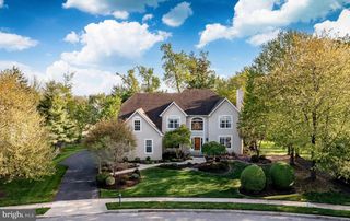 705 LAKE DR, Ambler, PA 19002