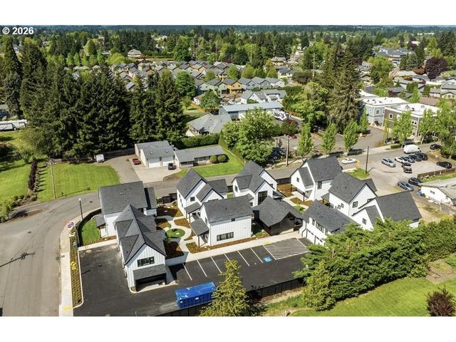 11813 Nw 38TH Ave K, Vancouver, WA 98685