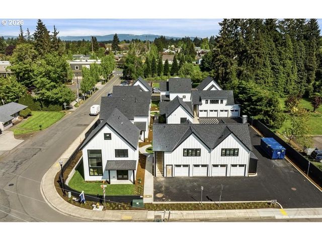 11813 Nw 38TH Ave K, Vancouver, WA 98685